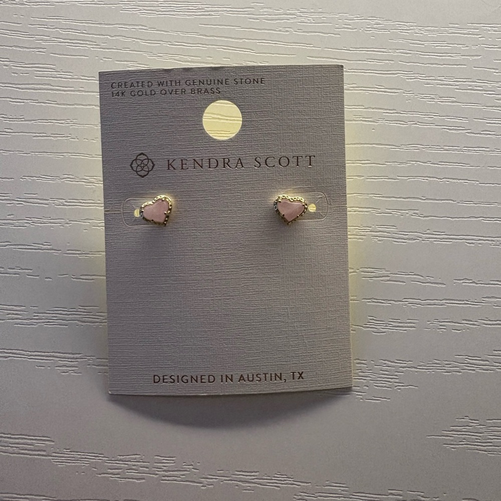 kendra scott pink heart earrings